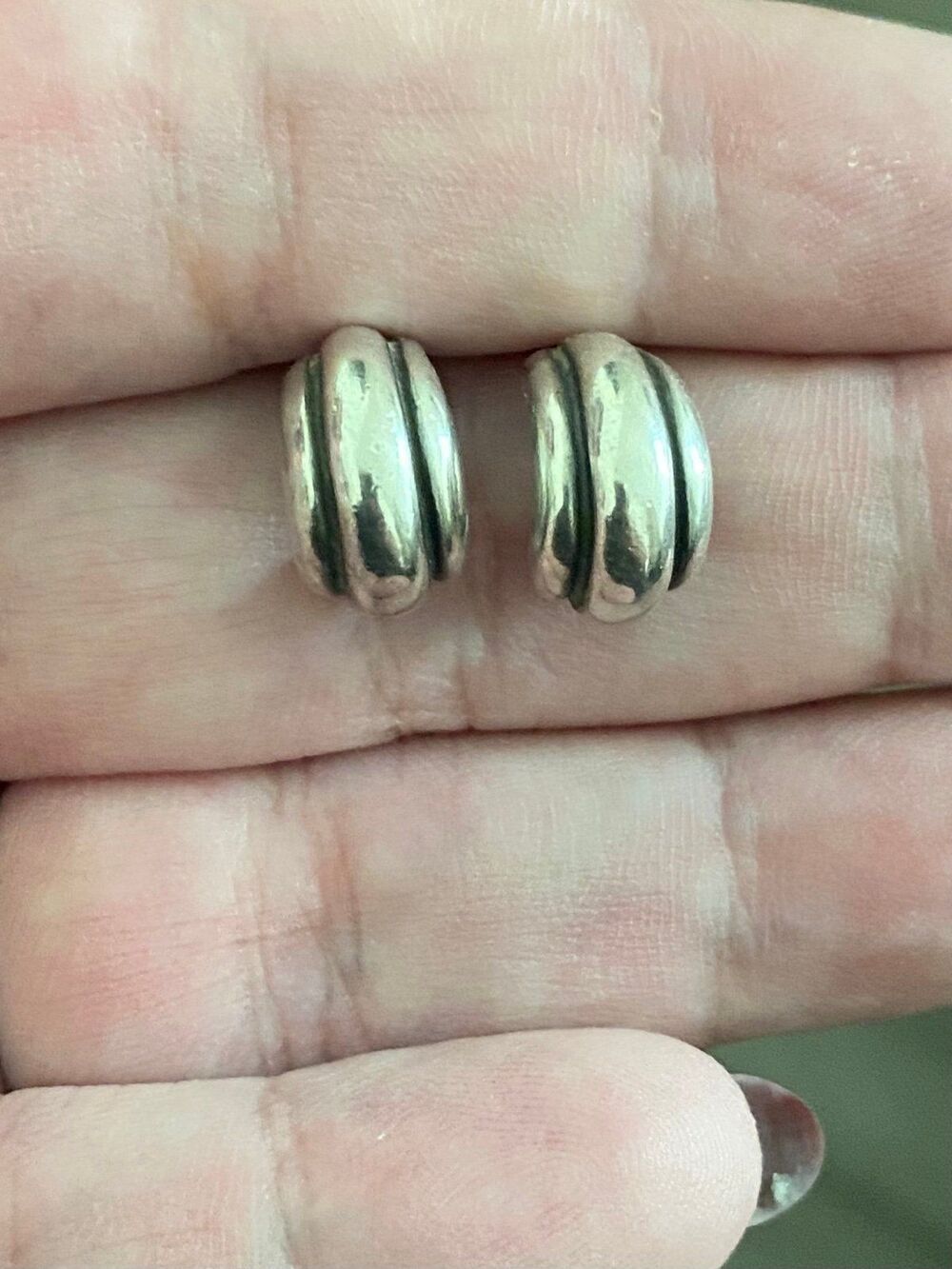James Avery Retired Triple Band Hoop Earrings
